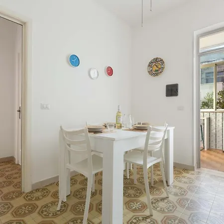 Dalia House By Barbarhouse